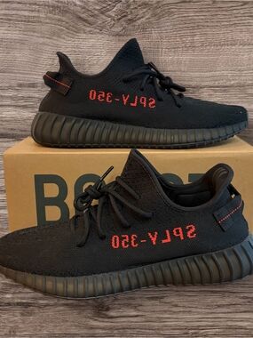 Adidas Yeezy Boost 350 v2 "Bred" - Size 10